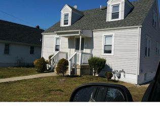 25 E Line St, Carneys Point, NJ 08069