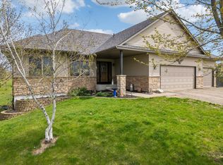 35717 Oasis Rd, Lindstrom, MN 55045