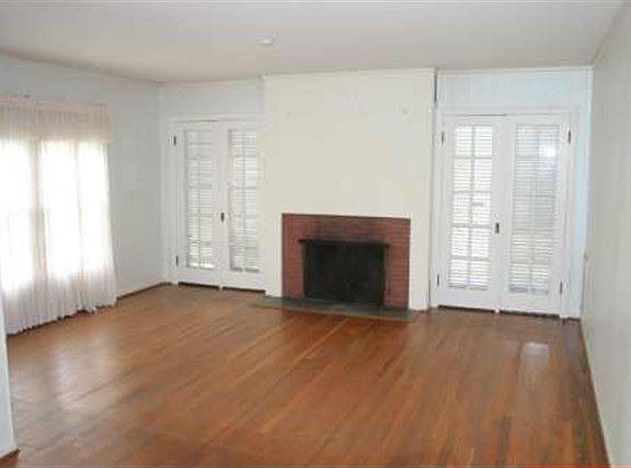 3rd image of 1906 Sholars Ave