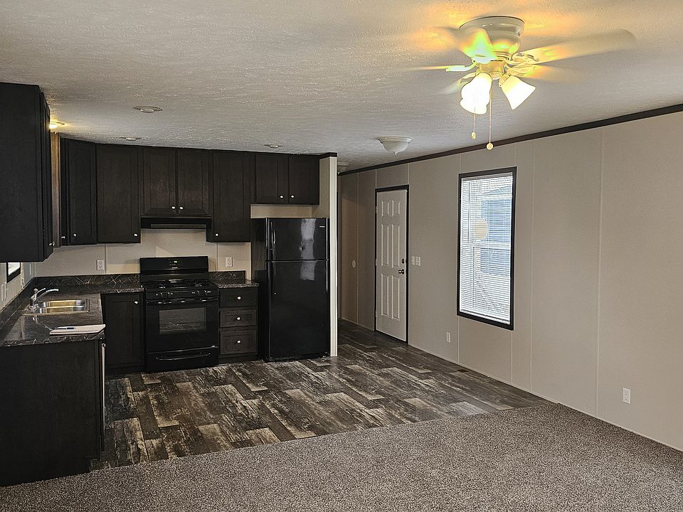 1st image of 84 Carmel St