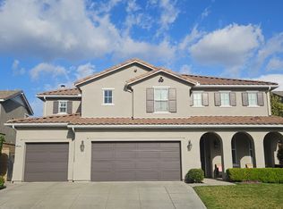 5975 Big Pine Dr, Fontana, CA 92336