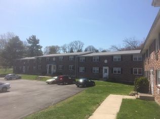 300 Horsham Rd APT B, Hatboro, PA 19040