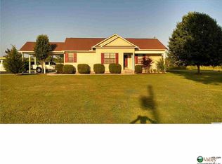 23 Moody Private Dr, Danville, AL 35619