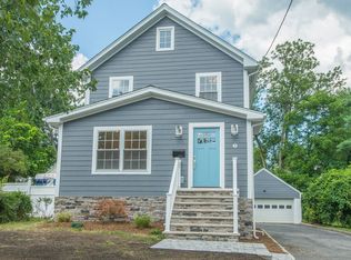 7 Vine St, Chatham, NJ