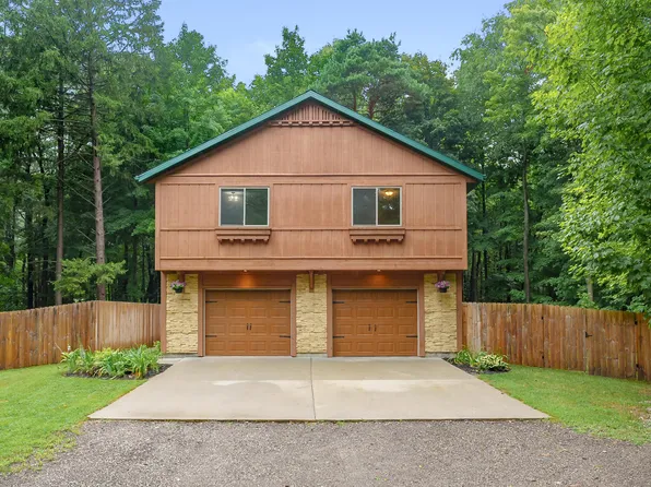 55800 30th St, Paw Paw, MI 49079