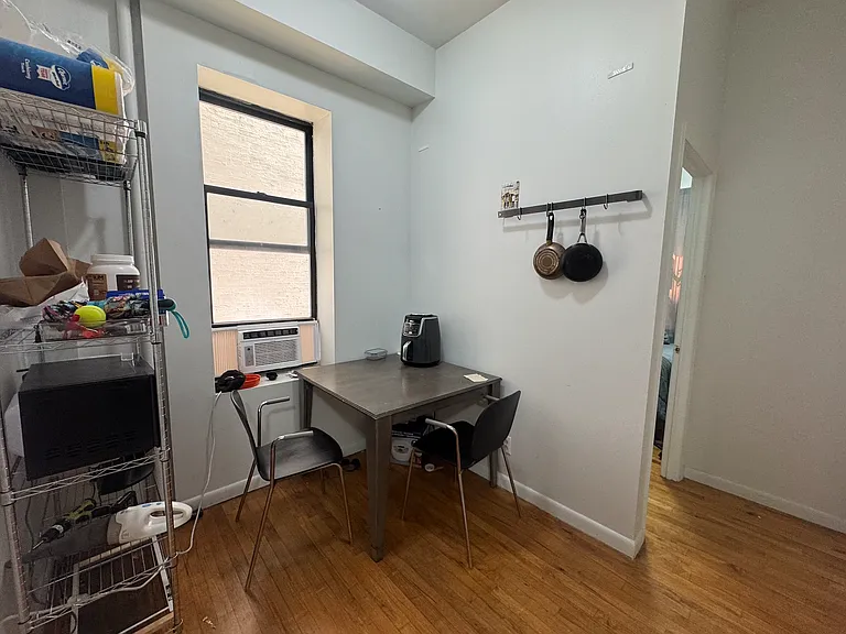 128 Thompson St #2 — Photo 8
