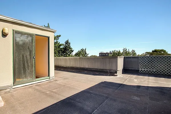 Sold by Corcoran | media 14