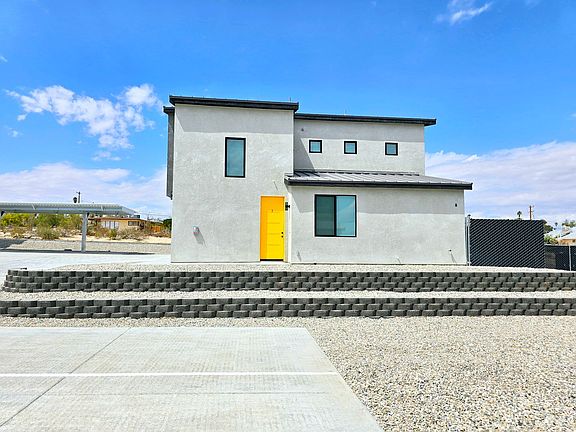 2nd image of 5967 Bagley Ave #3