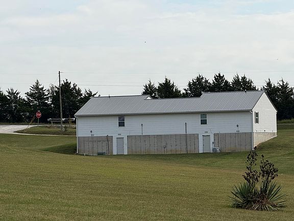 4th image of 3 Duplexes On Samuel Rdg