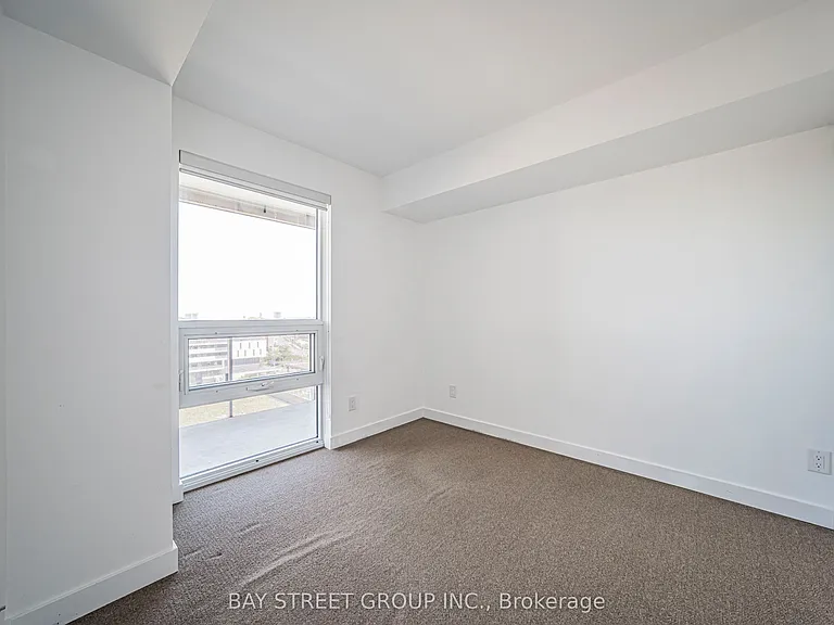 160 Flemington Rd #1020 — Photo 40