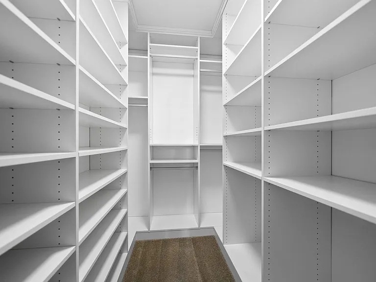 425 W Beech St #1502 — Photo 13