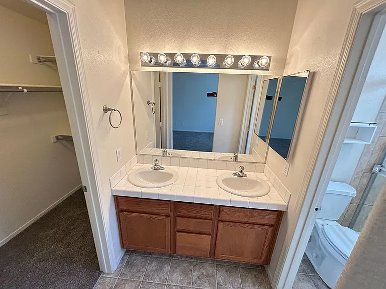 1840 Montvale Ct — Photo 23