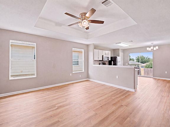 4th image of 6024 Elfen Way