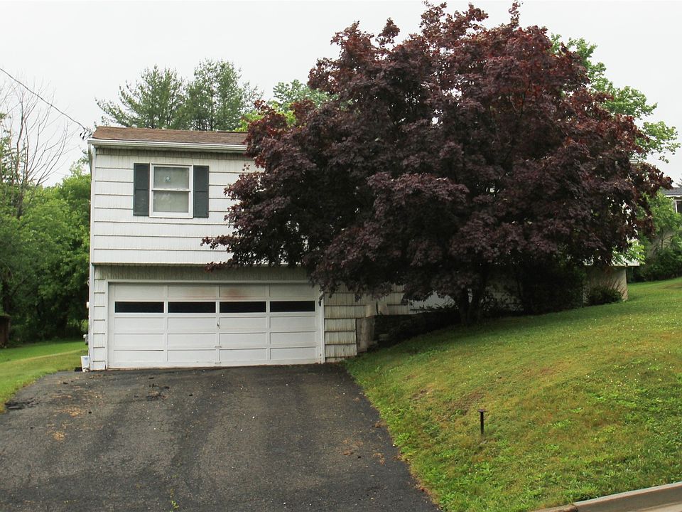 1st image of 334 Hillside Ter