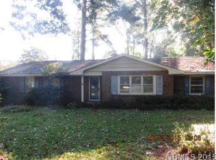 3117 Country Club Rd, New Bern, NC 28562