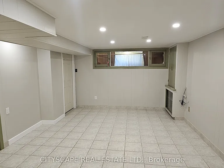 49 Algoma St #BASEMENT — Photo 6