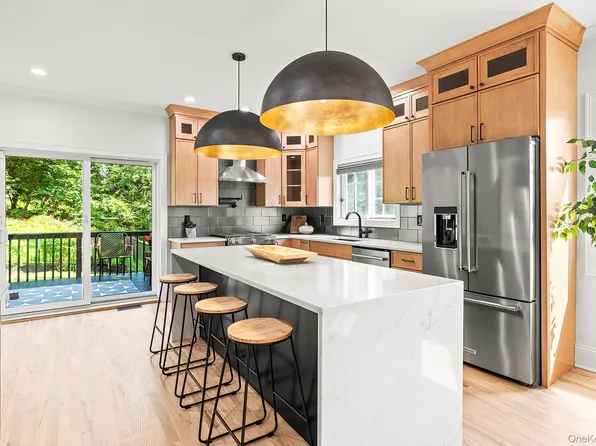 2022 Van Cortlandt Circle, Yorktown Heights, NY 10598