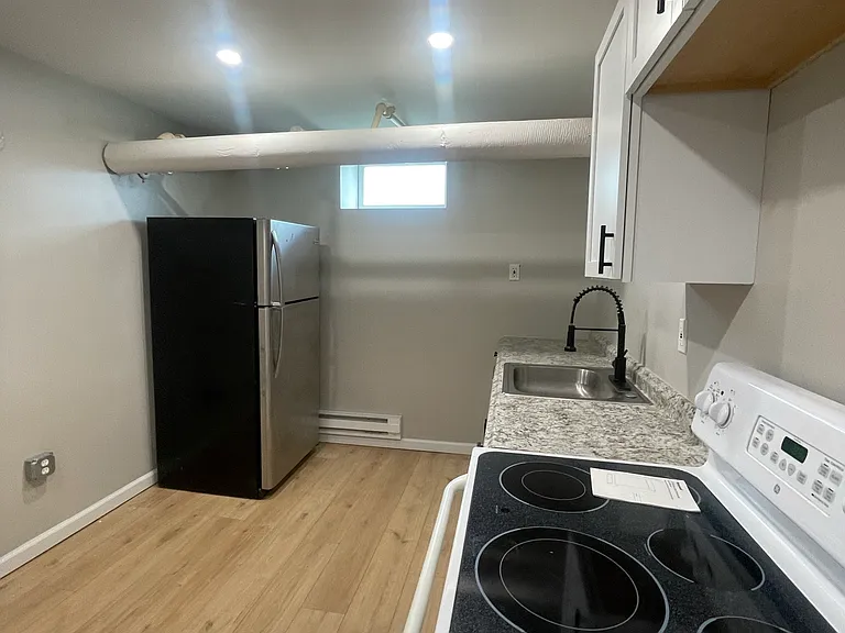 405 Main St #B — Photo 9