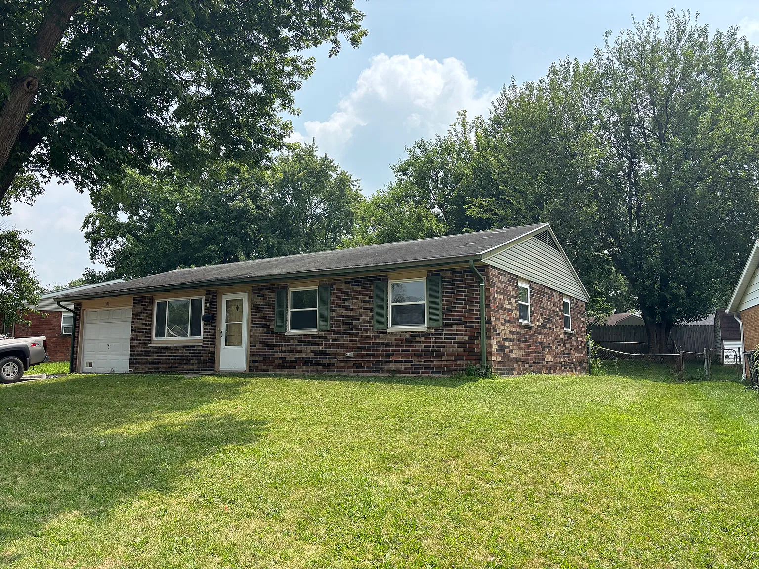 1395 Lee Rd — Photo 1