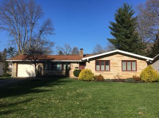 8 Ransom Rd, Athens, OH 45701