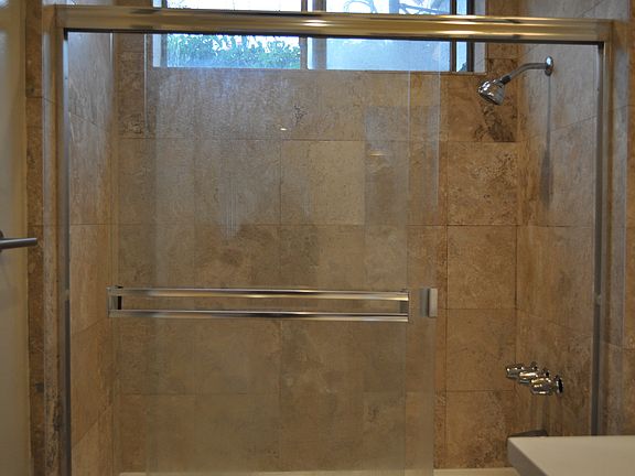 4th image of 420 Raymond Ave APT 12A