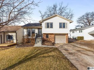 5212 S 82nd St, Ralston, NE 68127