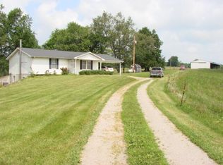 1531 W Harper Rd, Clark, MO 65243