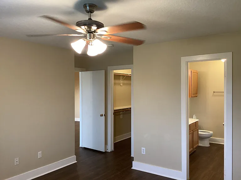 255 Crystal Isle Dr — Photo 9