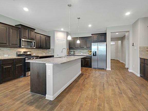 3rd image of 16133 Bronte Ln
