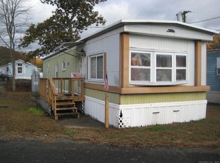 12 Susan St, Beacon Falls, CT 06403