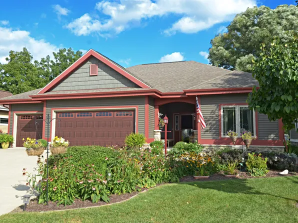 24 Oak Rdg, Deerfield, WI 53531