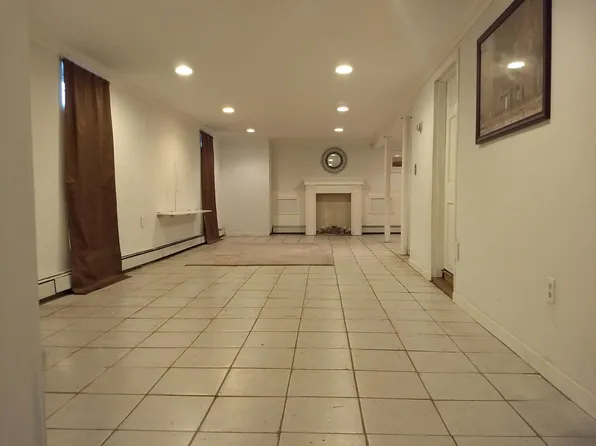 (undisclosed Address), Brentwood, NY 11717