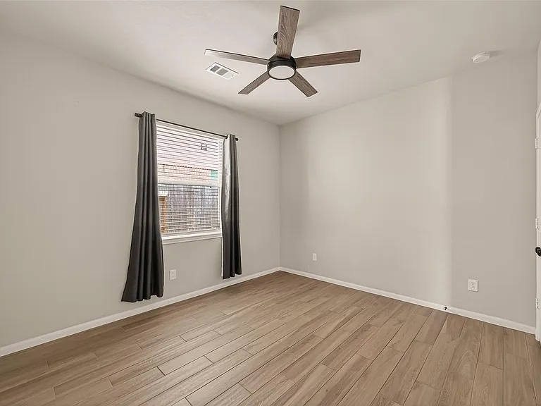 24015 Purple Clover Ln — Photo 26