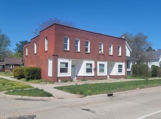 1725 10th St, Pt Huron, MI 48060
