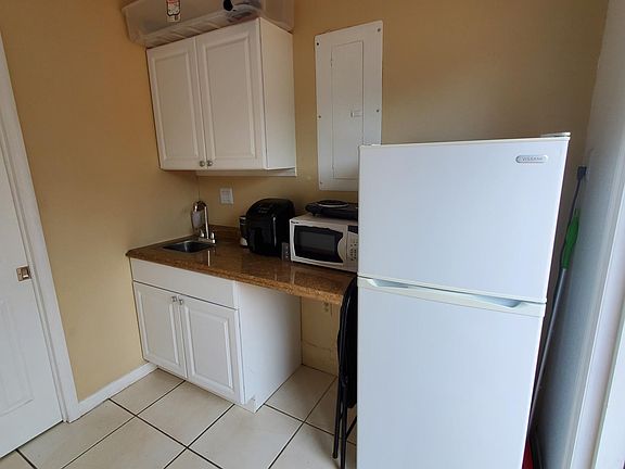 3rd image of 4300 SW 145th Ave