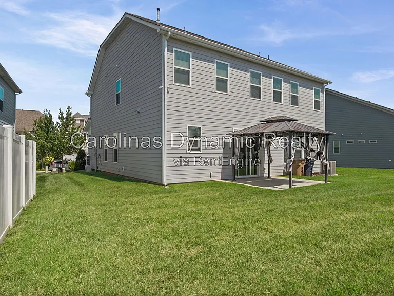 1106 Cigar Ln — Photo 36