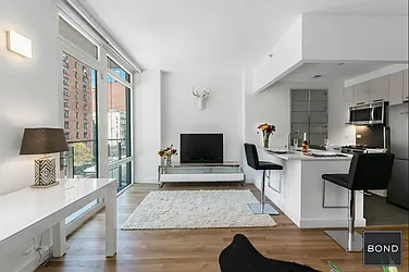 Rented by Bond New York