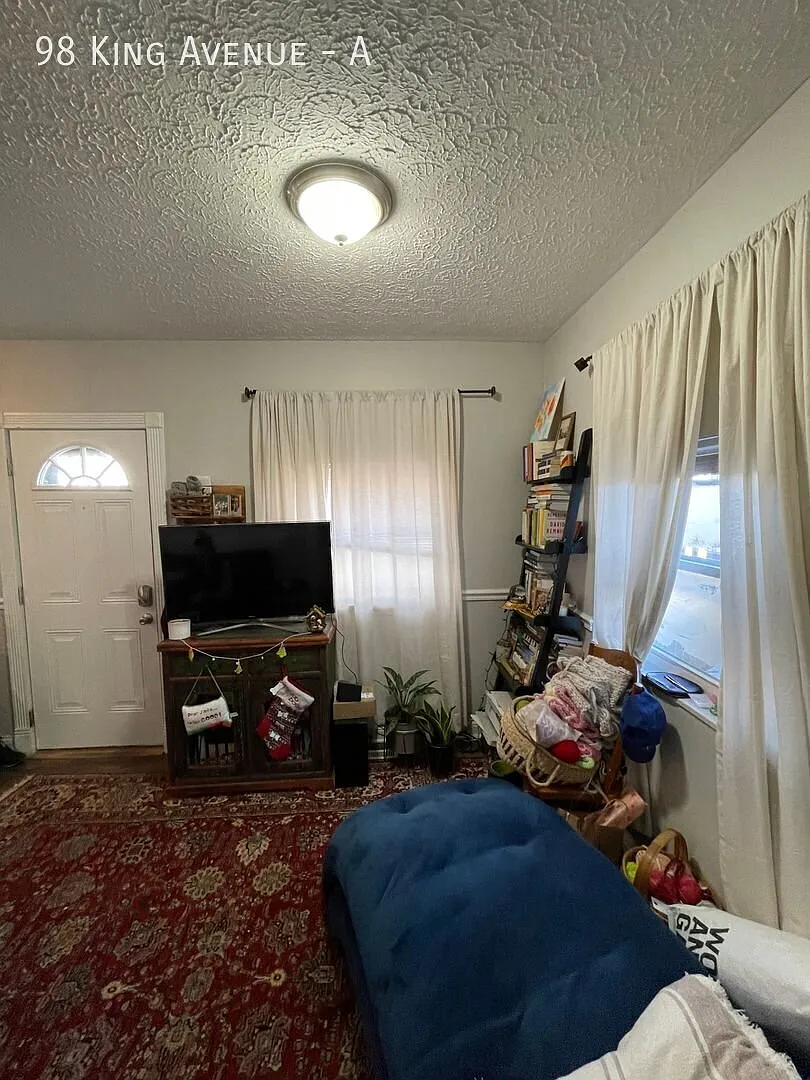 1 Bed 1 Bath Close to OSU Med Campus - Available Fall — Photo 4