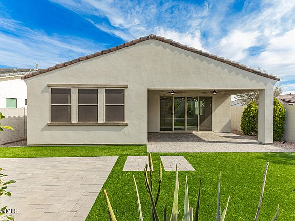 3rd image of 35002 N BARREL Road