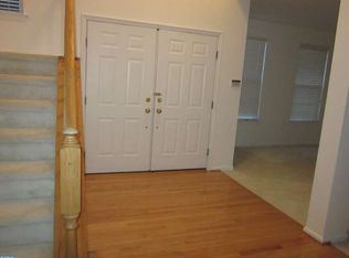 10 Steeple Chase Ct, Cherry Hill, NJ 08003