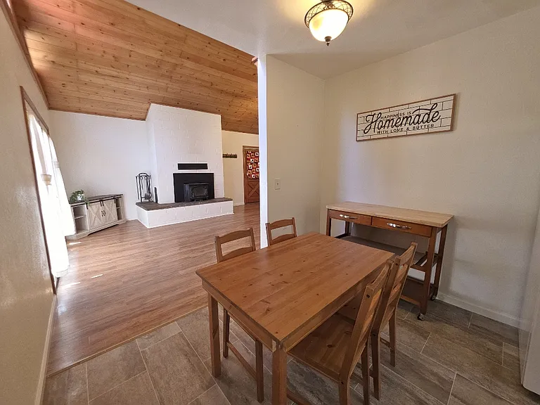 24041 Pine Cone Rd — Photo 7