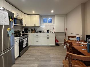 41 Edward St #B, Quinte West, ON K8V 2C3
