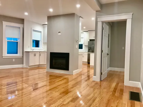 26 Fenwick St #1, Somerville, MA 02145