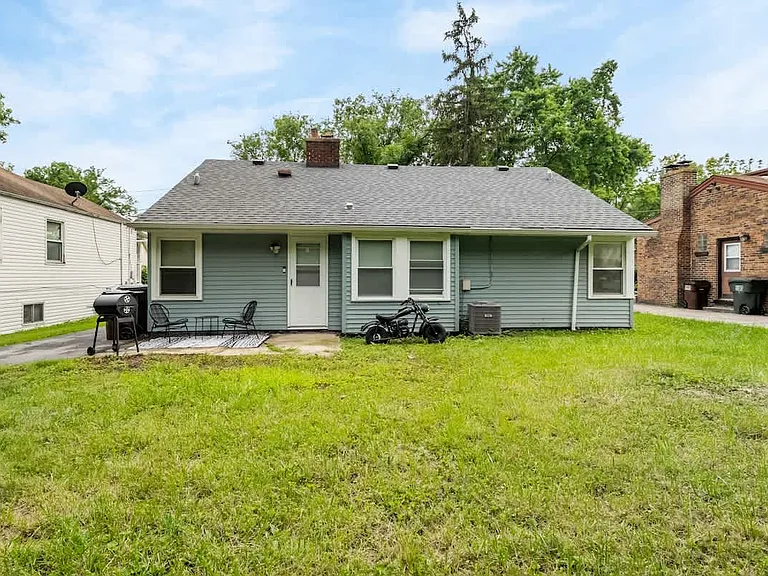 1426 Linden Rd — Photo 12