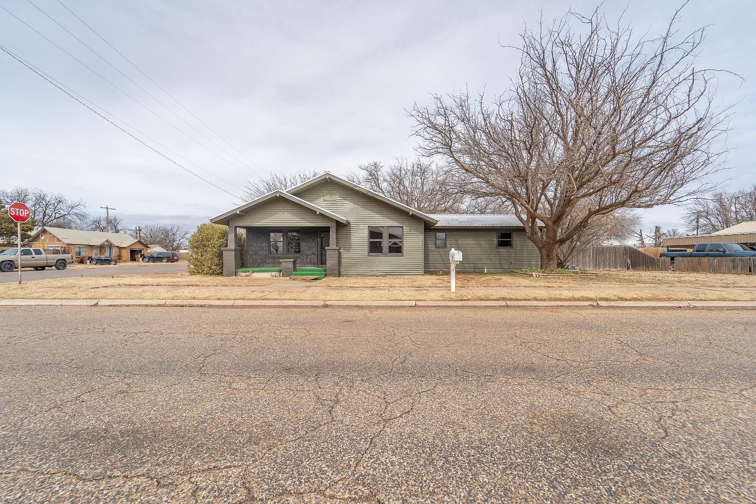 1728 N 1st St, Tahoka, TX 79373 Zillow
