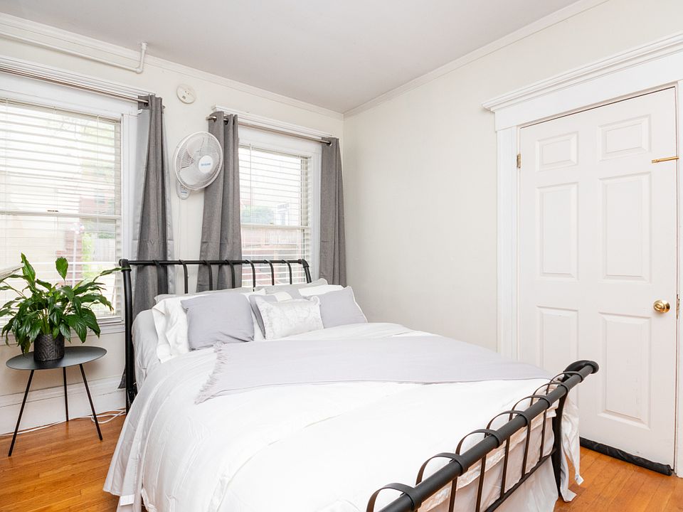1st image of 42 Auburn St #1