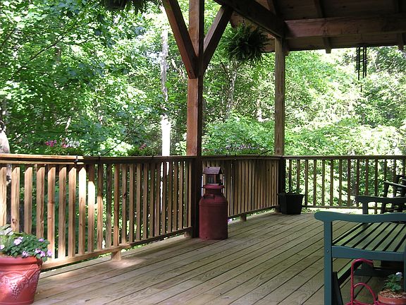 2nd image of 291 Ivy Wood Ln
