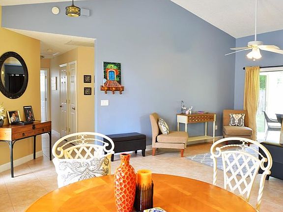 2nd image of 606 Sherburn Ct