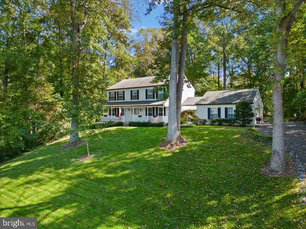 230 Owings Hill Ct, Owings, MD 20736