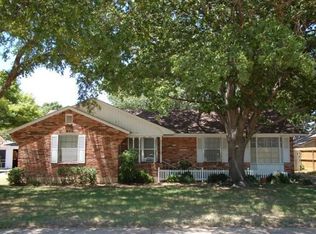 9941 Chippendale Dr, Dallas, TX 75238
